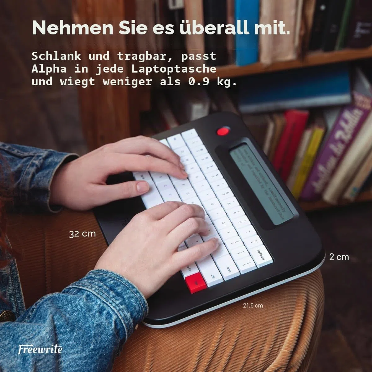 Freewrite Alpha | ablenkungsfreies Textverarbeitungsprogramm | tragbare Digitale Schreibmaschine mit hintergrundbeleuchtetem LCD-Display, Langer Akkulaufzeit & Wi-Fi-Backup für Schreiber |