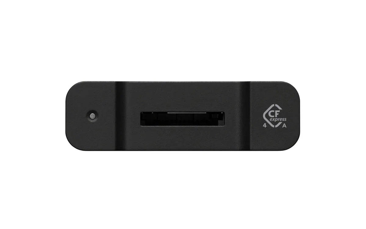 Sony CFexpress Typ A Kartenleser MRW-G3 | SuperSpeed 40 Gbit/s USB-Typ-C Reader | bis zu 2,3 x schnellere Übertragungen | CFexpress 4.0 kompatibel, kompaktes und langlebiges Design