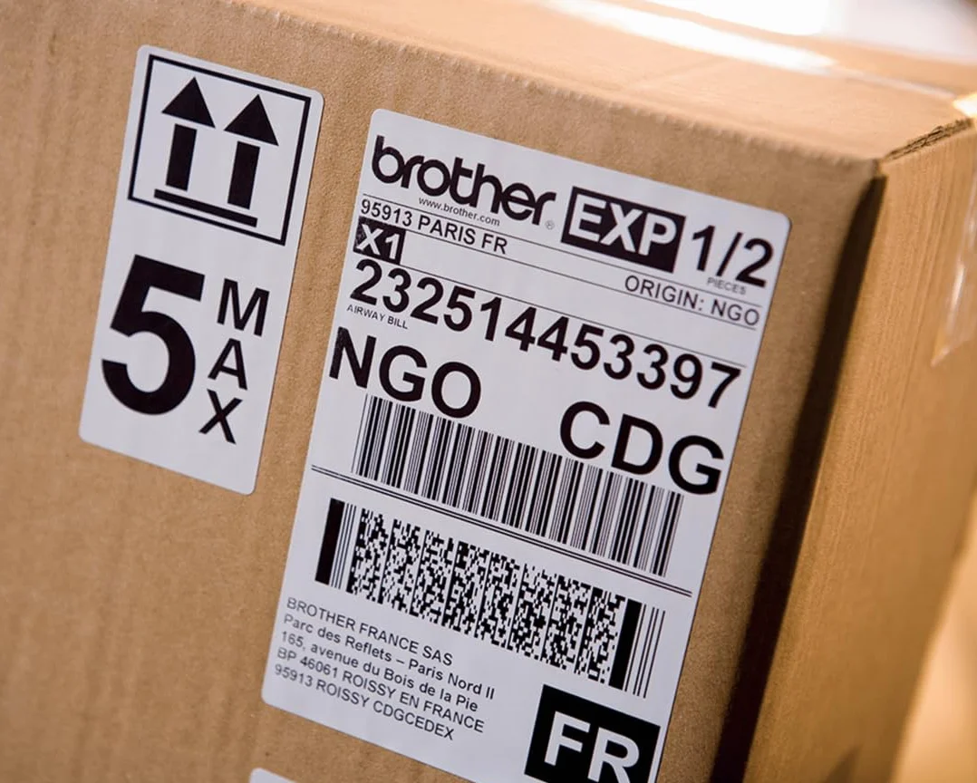 Brother QL1110NWBC | Etikettendrucker | Anschließbar an PC | USB, LAN, WiFi, Bluetooth | bis zu 110 mm/sec | DK-Rollen bis zu 101,6 mm (4") | Druck in Schwarz auf Weiß