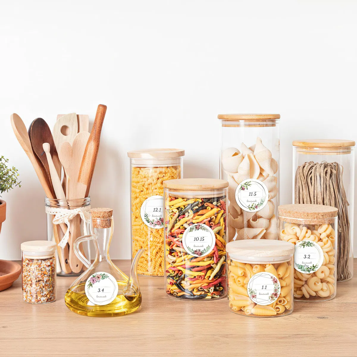 Marmeladenetiketten, 240 Stück Selbstklebend Klebeetiketten zum Beschriften | 5cm Floral Runde Aufkleber zum Beschriften von Gläsern, Flaschen und Backwaren, Küche Klebeetiketten